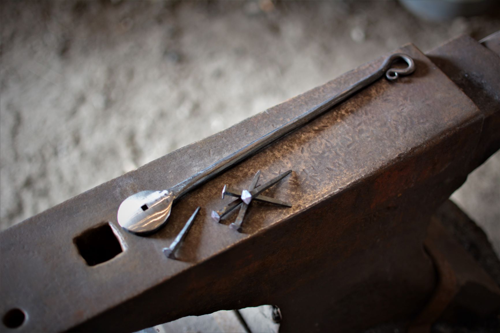 Making Nail Header Square Nail Header Tool