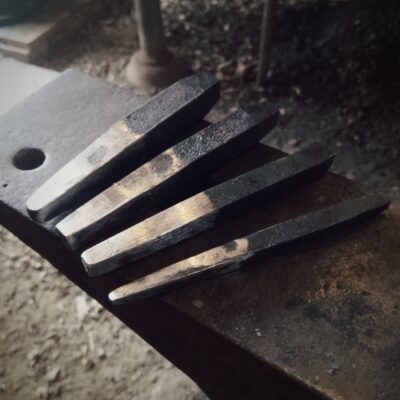 Blacksmith Square Hole Drift set